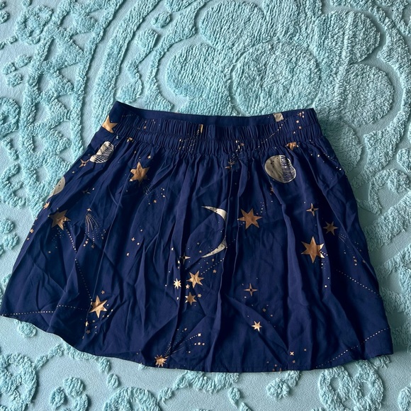 Lenni Ambient Skirt – Midnight, Moon, Galaxy and Stars - Picture 3 of 3